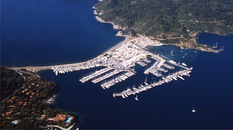 marmaris yacht marina market